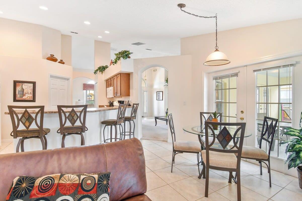 4 Bedroom House South Facing Pool Game Casa vacanze Orlando